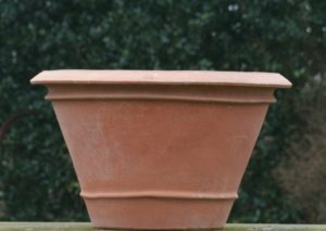 Terracotta pot Poggi Ugo, Vaso Basso Liscio of Titolo